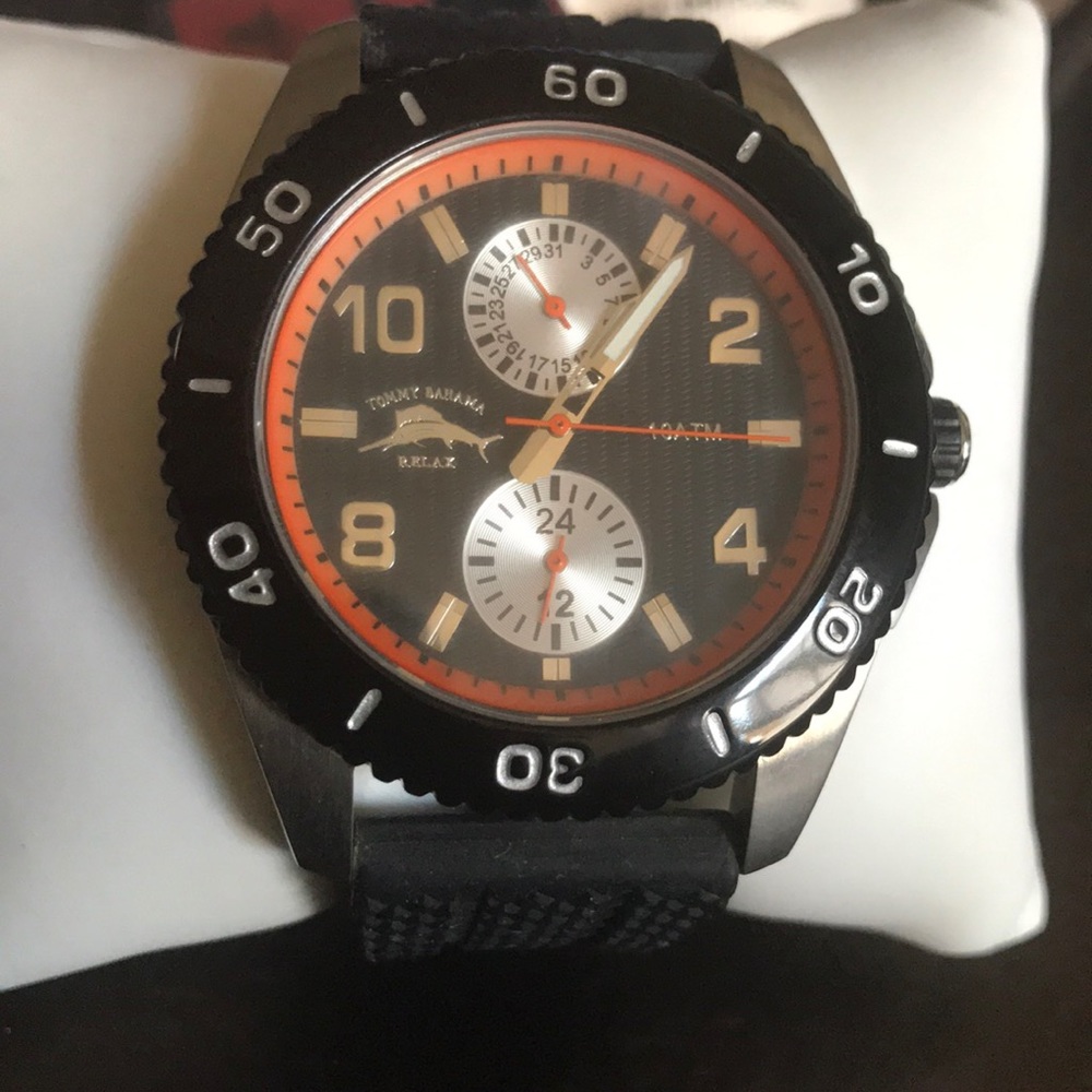Tommy Bahama Men’s divers watch